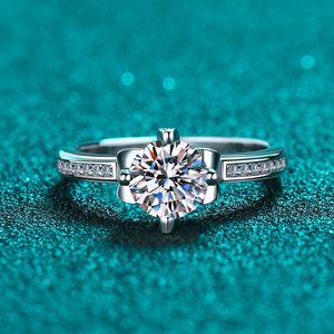 1ct Moissanite Diamond Bagues de fiançailles en argent sterling 925 pour femmes Bijoux de mode Anniversaires GRA - Product Image 3
