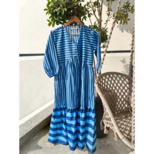 Vestido Skyline Stripes ODM 100% Algodón, Estilo Evasé, Elegante, para Fiestas y Celebraciones, Cuello en V, Cintura Natural, Diseño Personalizado, para Fiestas y Clubes - Product Image 2