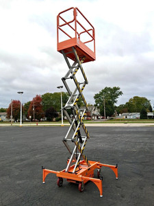 Plataforma Elevadora de Tijera Eléctrica Hidráulica de Acero Aleado de 10m, Elevador Aéreo con Cesta para Mantenimiento e Instalación en Almacenes - Product Image 5