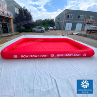 Taman Hiburan Model kolam laut tiup raksasa kustom merah 6.3m Kolam mengambang tiup interaktif anak-anak
