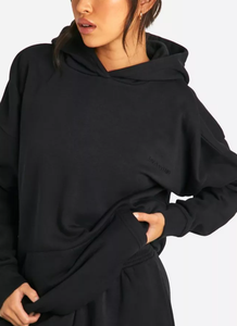 Sweat à capuche surdimensionné en molleton lourd 100% coton de qualité supérieure pour femmes Logo personnalisable 380 GSM Design multicolore du Bangladesh - Product Image 4