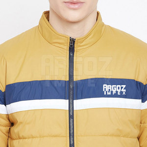 แจ็กเก็ตขนเป็ดสำหรับผู้ชายแบบแห้งเร็วใช้กลางแจ้งผลิตในปากีสถานพร้อมคอตั้งและโลโก้ด้านหน้า - Product Image 2