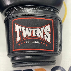 OEM ODM Fly Sky Blue White Customized Professional Lace Comfortable Boxing Sparring <b>Gloves</b> High Quality Genuine Leather UV - Product Image 5