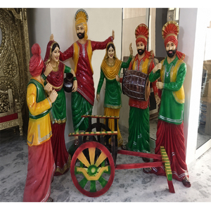 Estatuas de Fibra de Punjabi para Hotel, Estatuas de Fibra de Jatt Jatti Bailando, Estatuas de Fibra de Cultura Punjabi, Estatuas Bailando - Product Image 1