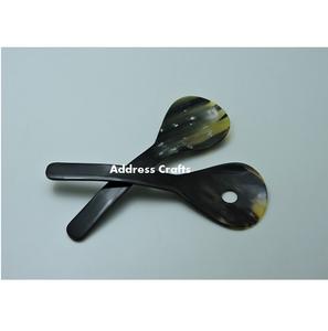 Cuillère en corne de meilleure qualité au design unique, faite à la main, en matériau naturel, ensemble de serveurs à salade en corne de buffle pour la restauration et les fêtes - Product Image 2