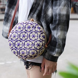 Sacs fourre-tout tendance en bambou de marque distributeur, sac à main élégant pour femme avec bandoulière en cuir personnalisé - Product Image 4