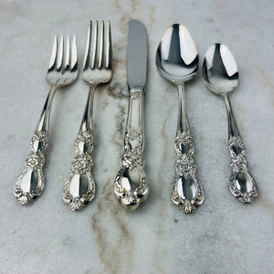 Juego de cubiertos de metal de diseño forjado vintage de acero inoxidable pulido con espejo, juego de utensilios de cocina de latón Vintage para cocina, cuchara dorada para servir, cubiertos de plata - Product Image 6