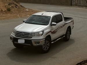 2017 Toyota Hi <span class=keywords><strong>Lux</strong></span> Manual/AWD Couro Escuro Interior Turbo Motor Sistema De Direção Hidráulica - Product Image 6