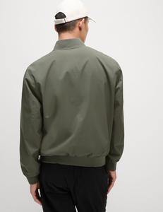 Veste d'hiver Personnalisée Hommes Bomber Jackets Imperméable Fermeture Éclair Hommes Casual Wear Haute Qualité Hommes Bomber Jackets - Product Image 2