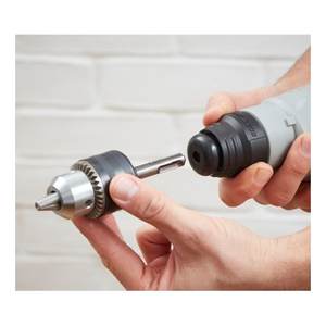 Martillo Perforador SDS Plus Black & Decker de 800W, Modelo BEHS02KQS, Martillos Rotatorios Eléctricos en Color Negro - Product Image 2