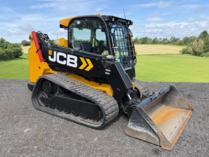 Chargeuse compacte sur chenilles JCB Teleskid 3TS-8T 74HP avec flèche télescopique et broyeur forestier à vendre - Product Image 4