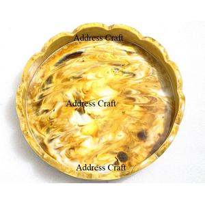 Vente en gros de bols en résine de haute qualité faits à la main vaisselle plateau de service tourbillon unique vaisselle en résine décoration de mariage plateaux en résine - Product Image 3