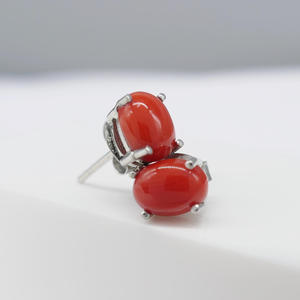 Pendientes de botón de ónix rojo cabujón de corte ovalado Rhaya Jewels al por mayor, joyería de piedras preciosas naturales, plata de ley chapada en rodio - Product Image 5
