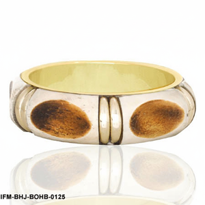 Bracelet artisanal en corne naturelle et laiton, bicolore, style bohème, pour femme, cadeau pour elle - Product Image 3