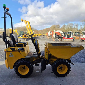JCB 1t-1, Minicargadora de 1 tonelada con punta recta, Tractor con cargador frontal, Tracción en las 4 ruedas 4x4, Cargadora de ruedas 4WD - Product Image 1
