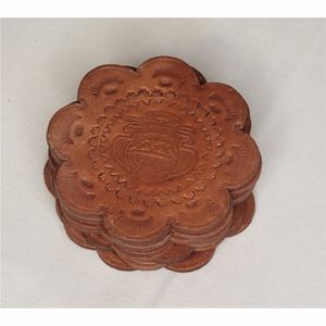 Juego de Posavasos de Madera Repujada Hechos a Mano de Primera Calidad |   Logotipo Personalizado Disponible |   Mantel Individual Resistente al Calor de 5 mm de Grosor para Bebidas - Product Image 1