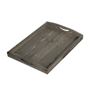 Plateau de service en bois de pin massif durable avec poignées Plateaux décoratifs de ferme rustique de haute qualité pour les vendeurs en ligne Abordable - Product Image 1