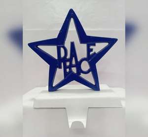 Porte-chaussettes de Noël en métal et bois durable, décoration de vacances écologique au meilleur prix - Product Image 4