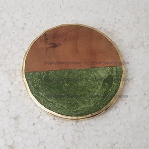 Indian handmade Wood and Resin Round Shape Brown & Green <b>Coaster</b> Manufacturer High Quality Decorative Model style <b>slate</b> <b>coasters</b> - Product Image 6