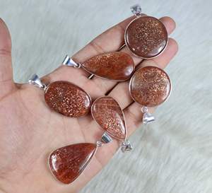 Venta al por mayor Sunstone Gemstone Bisel Colgante Joyería natural de calidad superior para venta al por mayor y al por menor - Product Image 4