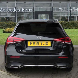 VOITURES ASSEZ UTILISÉES - Product Image 1