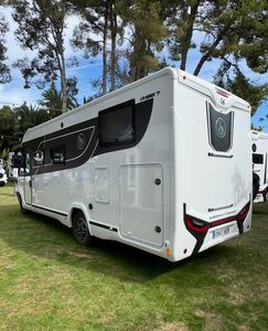 <b>White</b> Motorhome Touring RV Caravan Recreational Vehicle Steel Body Family Travel - Product Image 2