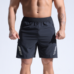 กางเกงขาสั้นลำลองผ้าซาตินแบบสวมใส่สบายสำหรับผู้ชาย ปี 2026 ไซส์ใหญ่ ผลิตจากโพลีเอสเตอร์ 100% เป็นมิตรกับสิ่งแวดล้อม ระบายอากาศได้ดี แห้งเร็ว เหมาะสำหรับออกกำลังกาย ฟิตเนส และเล่นกีฬาในยิม - Product Image 5