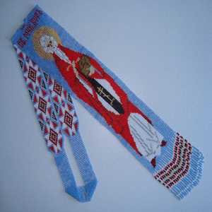 สร้อยคอลูกปัดที่สวมรอบคอลูกปัดทรงลูกบอลสีฟ้าจากนักออกแบบชาวอินเดียชุดปาร์ตี้งานหมั้นงานแต่งงานของผู้หญิงทันสมัย - Product Image 3