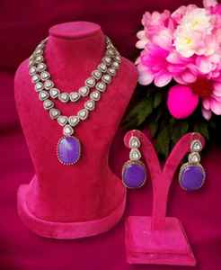 Conjunto de collar Polki de diseñador con pendientes, joyería nupcial de Latón chapado en oro mate para bodas y fiestas para Celebración de compromiso - Product Image 1