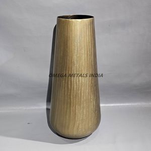 Vase décoratif fait main avec surface texturée pour la décoration de la maison, du salon, conception personnalisée OEM, fabricant en gros - Product Image 6