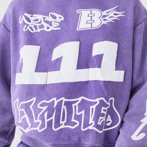 Ensemble streetwear deux pièces graphique violet pour hommes pantalons de survêtement à capuche imprimés audacieux pantalons de survêtement confortables et élégants vêtements de détente décontractés - Product Image 6