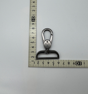 Nhiệm Vụ Nặng Nề Kim Loại Mạnh Mẽ Xoay Con Chó Móc An Toàn Carabiner Cho Túi Xách Ví Dây Xích Dây Đeo Tôm Hùm Clasp Keychain Phần Cứng - Product Image 4