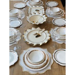Set cena girocollo 44 pezzi per 6 persone