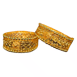 Compre un juego de brazaletes de calidad superior con brazaletes de estilo moderno chapados en oro de 22 quilates para mujeres, use joyas de exportadores - Product Image 2