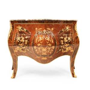 Commode en bois incrusté de luxe avec dessus en marbre, façade incurvée, détails en laiton, mobilier européen classique - Product Image 2