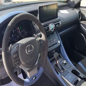 Alerte Offre Exceptionnelle! Lexus RC F Track Edition 2024 Super Propre, V8 Puissant, Très Bien Équipé, Propulsion Arrière, Coupé de Luxe Caviar - Product Image 3