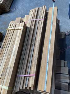 Pedidos personalizados de madera aserrada de teca de alto estándar-Troncos de primera calidad - Product Image 5