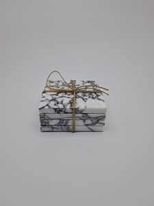 ชุดจานรองแก้วหินอ่อน Calacatta Viola ทำมือ 4 ชิ้น รูปทรงสี่เหลี่ยม ของตกแต่งบ้านสุดหรู เหมาะสำหรับเป็นของขวัญ - Product Image 3