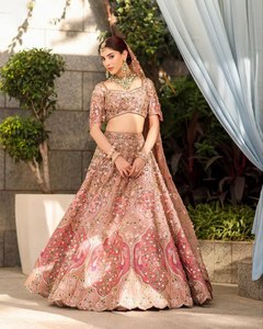 Lehenga Choli Tradicional Pakistaní para Novia con Lentejuelas, Seda de Primera Calidad, Secado Rápido, Chunni para Todas las Temporadas - Product Image 1