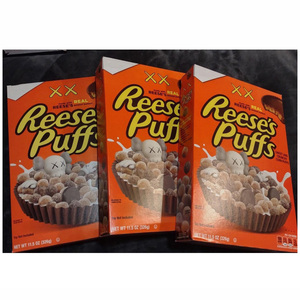 Céréales Reese's Puffs de General Mills en format familial - 19,7 oz Reese's PUFFS - FORMAT FAMILIAL - Boîte de céréales au chocolat et au beurre de cacahuète - Product Image 2