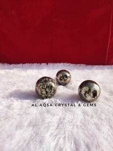 Esferas de pirita de la profundidad del mar, para la meditación o terapia curativa - Product Image 4