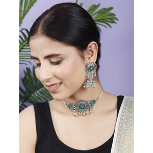 Collier ras du cou GS en zircon vert avec pendentif rond élégant pour les occasions de mariage - Product Image 3
