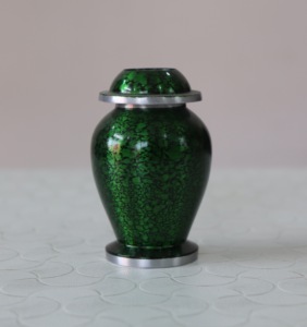 Urna Funeraria de Latón de Lujo Hecha a Mano para Guardar Cenizas Después de la Muerte, Metal Ecológico de Alta Calidad para Conmemoración de Mascotas - Product Image 5