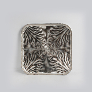 Ensemble de 3 plateaux de service en aluminium de forme carrée de conception gravée à la main pour équipement hôtelier - Product Image 4