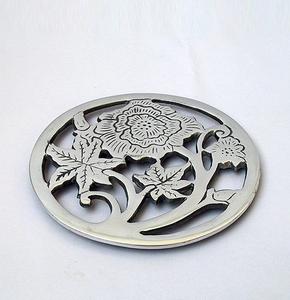 Tabletop Decorative Aluminum <b>Trivet</b> Round Shape Gold Finished <b>Metal</b> <b>Trivet</b> for Dining Table Heat Resistant - Product Image 5