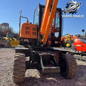 Excavatrice Hyundai 60W-9 d'occasion, 6 tonnes, marque coréenne d'origine, petite, moyenne, sur roues, provenance Corée, moteur Yanmar. - Product Image 6