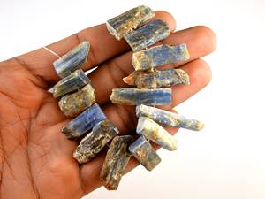 Perles de Kyanite Bleues Naturelles Collier à Lame Brute et Rugueuse Kyanite Superposition Boho Collier Plaque de Cristal de Guérison Pierres Précieuses Lâches - Product Image 3