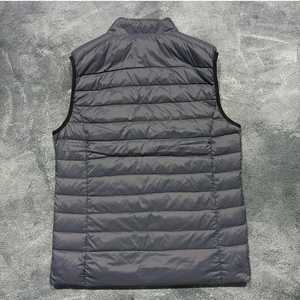Veste matelassée unisexe de haute qualité avec logo personnalisé - Product Image 2
