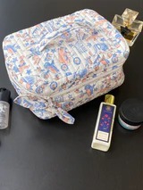 Vintage Quilted Cotton Makeup Box <b>with</b> <b>Zipper</b> Closure-Durable & Water Resistant Eco-Friendly Customizable Hand Carry Travel Case - Product Image 2