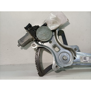 Mecanismo de elevación del parabrisas delantero. SX SUZUKI SX4 1ª Serie 162450483D19AA (06>) - Product Image 2